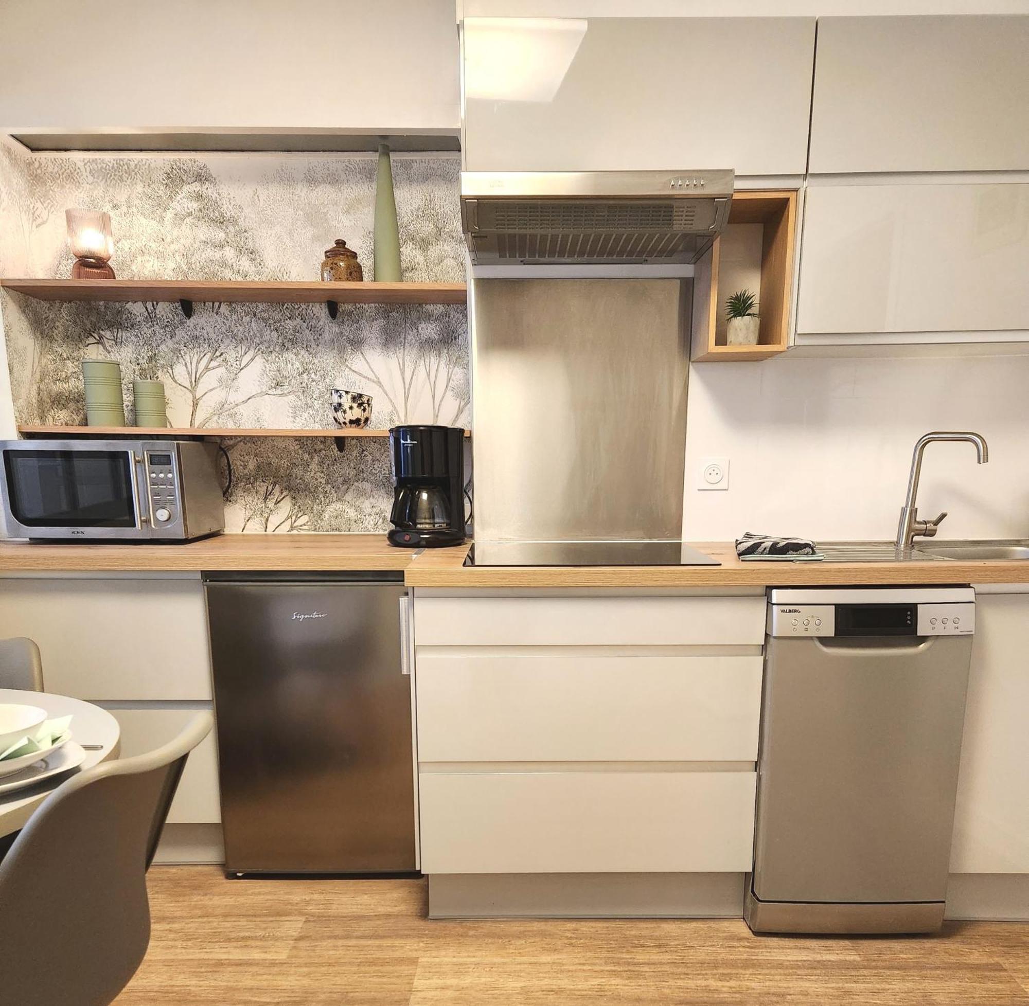 Appartements Epicurieux Hyper Centre Ville, Calme - Sejouraixlesbains エクスレバン 部屋 写真
