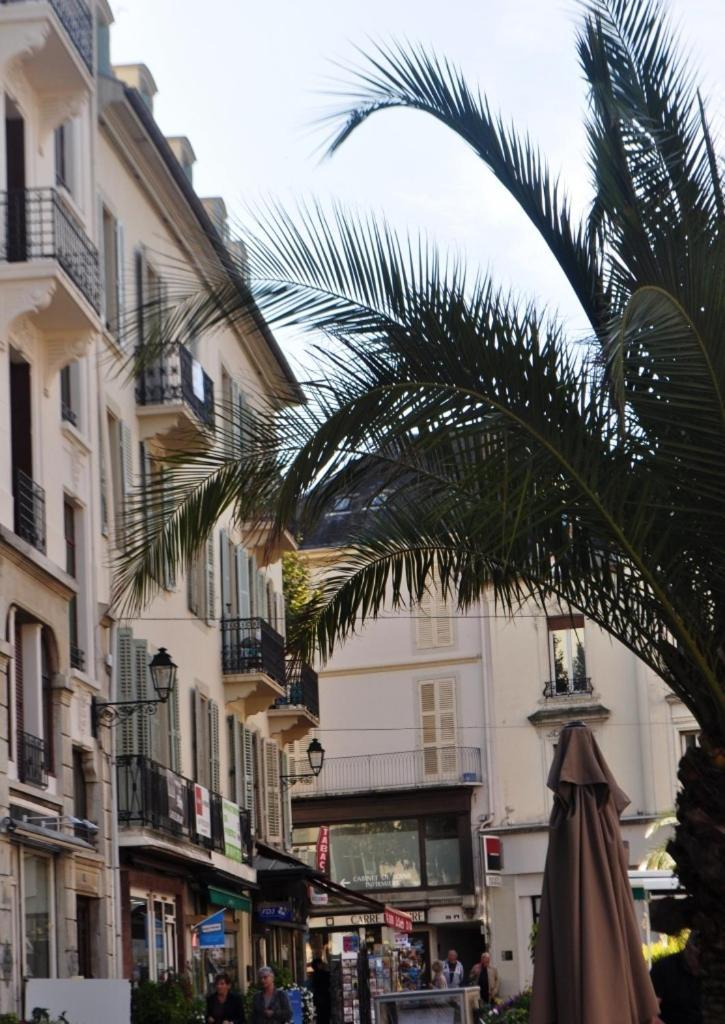 Appartements Epicurieux Hyper Centre Ville, Calme - Sejouraixlesbains エクスレバン エクステリア 写真